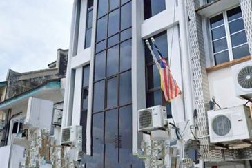 PUSAT KOMERSIAL PUNCAK TAIPING