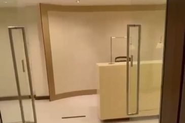 PUSAT KOMERSIAL PUNCAK TAIPING