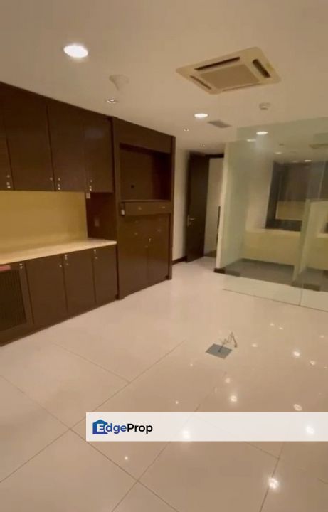 Taiping Good condition  3 Storey Shop Lot, Perak, Kamunting