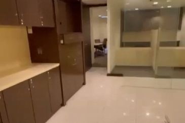 PUSAT KOMERSIAL PUNCAK TAIPING