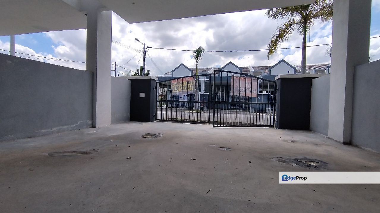 Tambun Newly Never Occupied Single Storey Terrace House For Sale, Perak, Kinta