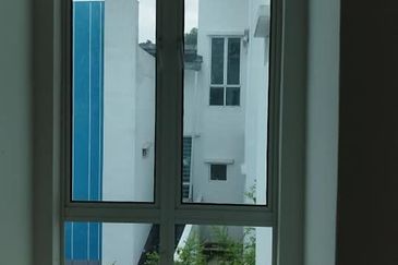 TAMAN SILIBIN SAUJANA (HILLVIEW RESIDENCE)