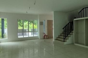 TAMAN SILIBIN SAUJANA (HILLVIEW RESIDENCE)