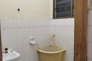 TAMAN CHEMOR INDAH (SEBELUM PEKAN)