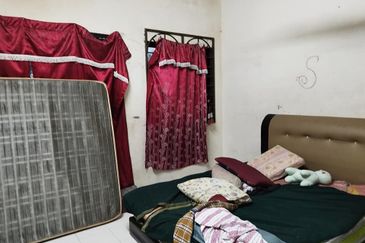 TAMAN CHEMOR INDAH (SEBELUM PEKAN)