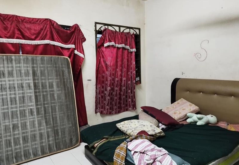 TAMAN CHEMOR INDAH (SEBELUM PEKAN)