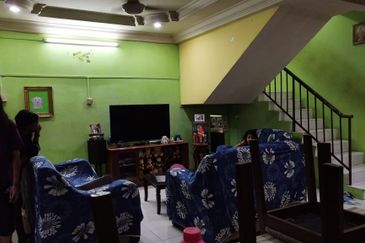 TAMAN CHEMOR INDAH (SEBELUM PEKAN)