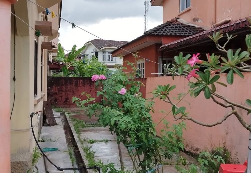 TAMAN CHEMOR INDAH (SEBELUM PEKAN)