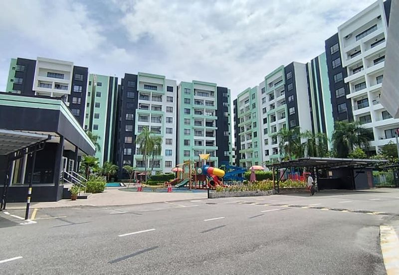 Manhattan Condominium