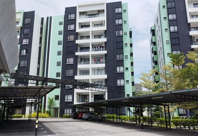 Manhattan Condominium