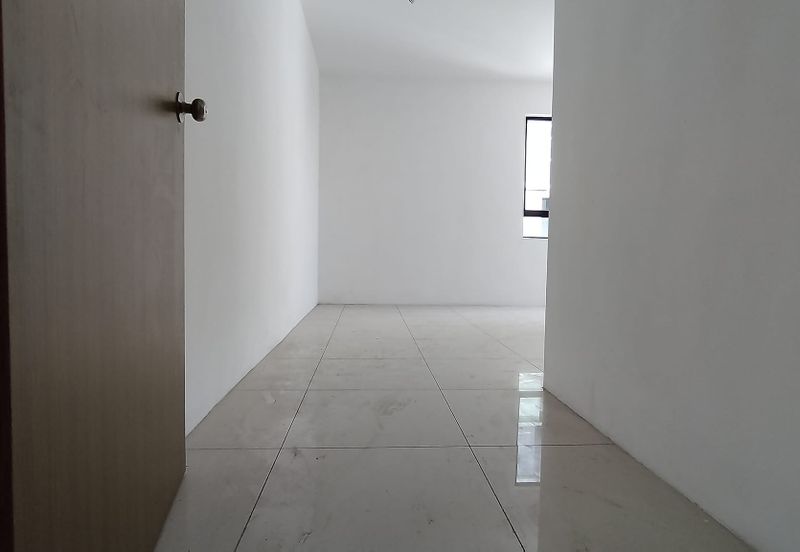 Manhattan Condominium