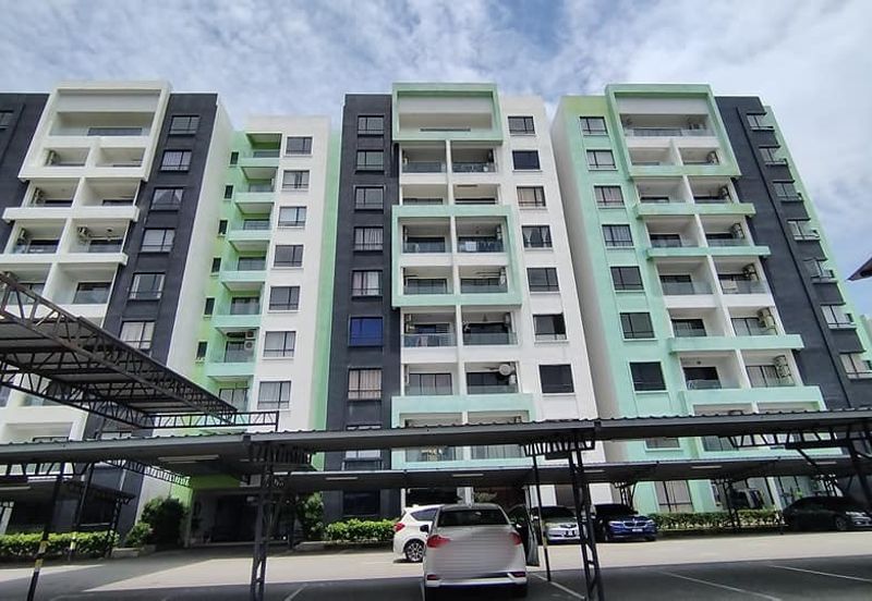 Manhattan Condominium