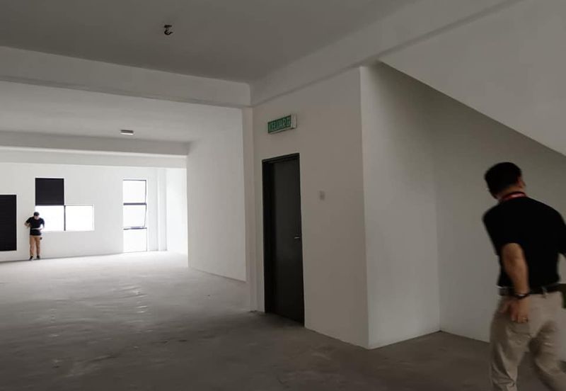 Jalan Pasir Puteh, Station 18