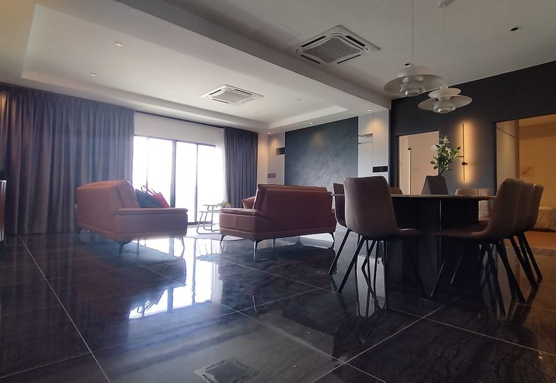 Manhattan Condominium