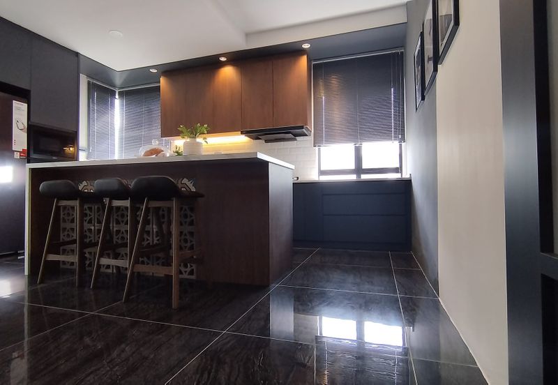 Manhattan Condominium