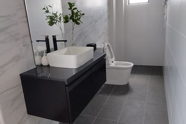 Manhattan Condominium