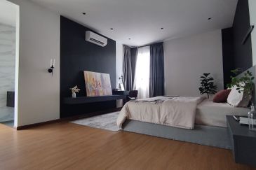 Manhattan Condominium