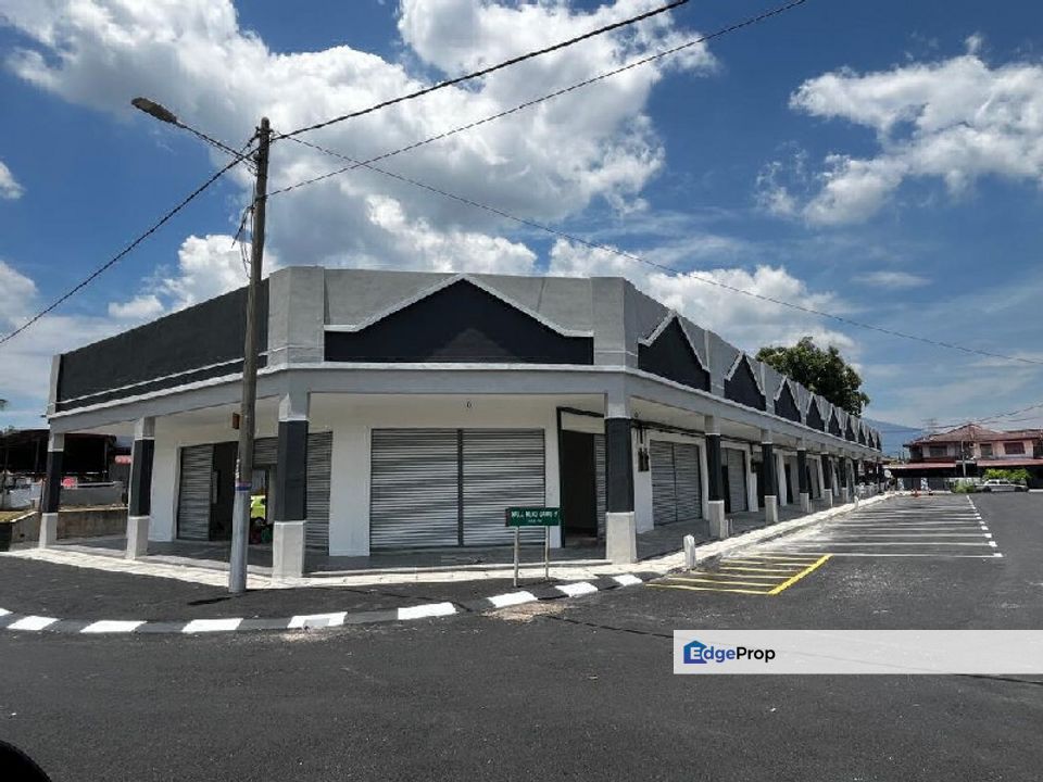 Halaman Meru Damai Single Storey Shop Lot For Sale, Perak, Ipoh