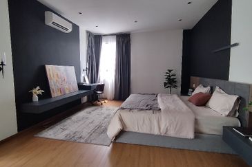 TAMAN PENGKALAN PUTRI (MANHATTAN AVENUE)