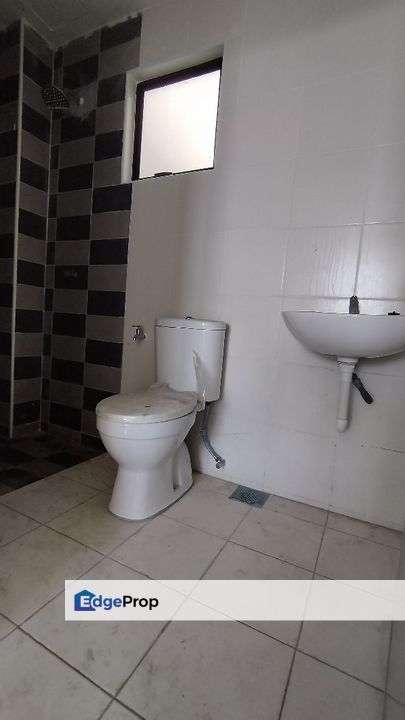 Manhattan Condominiums Jalan Pasir Puteh Newly Never Occupied condo, Perak, Ipoh