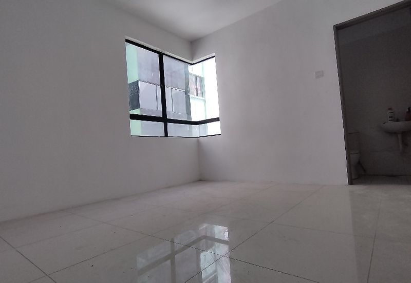 Manhattan Condominium