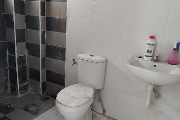 Manhattan Condominium