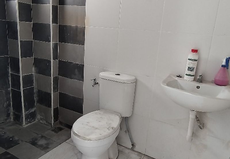 Manhattan Condominium