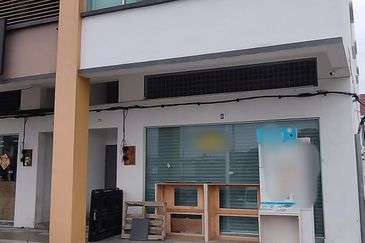 Jalan Pasir Puteh, Station 18