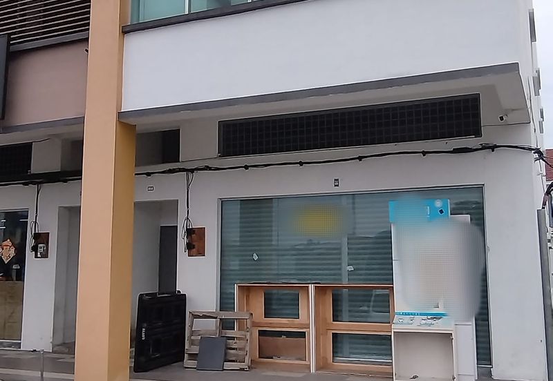 Jalan Pasir Puteh, Station 18