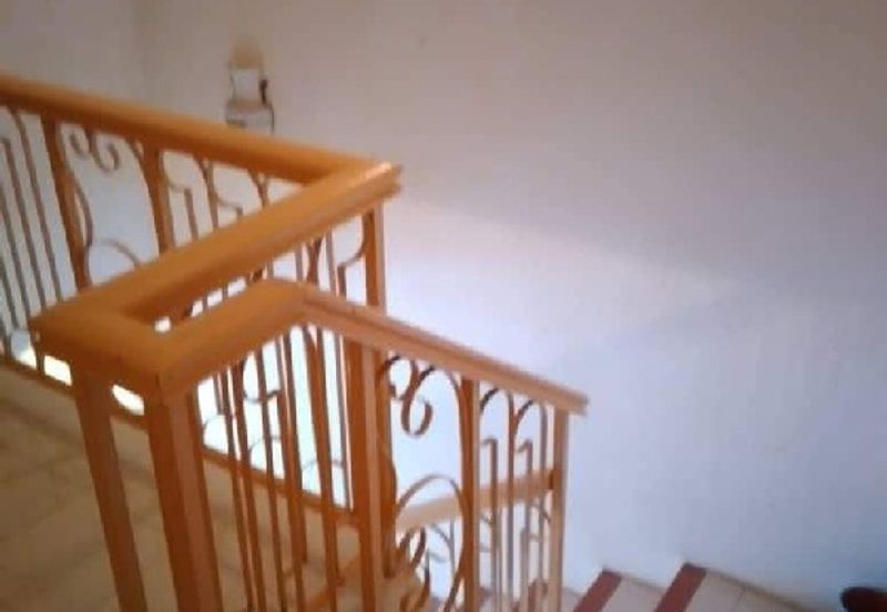 RUMAH PANGSA MENGLEMBU