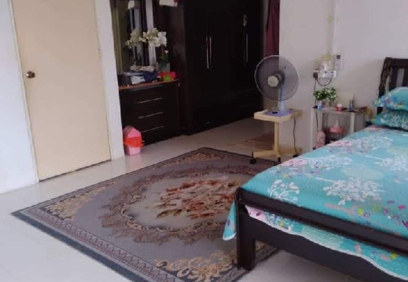 RUMAH PANGSA MENGLEMBU