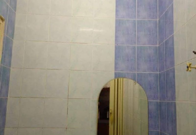 RUMAH PANGSA MENGLEMBU