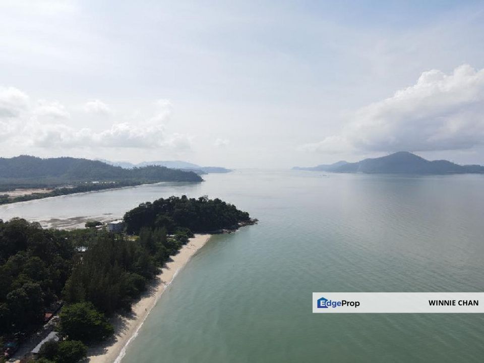 Lumut 15 Acres Besides Beach Commercial Land For Sales, Perak, Lumut
