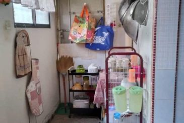 RUMAH PANGSA MENGLEMBU