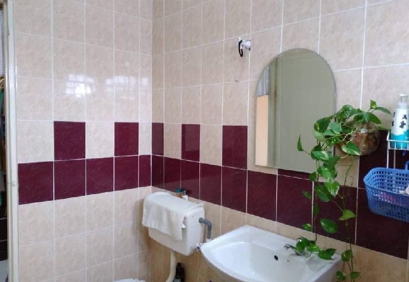 RUMAH PANGSA MENGLEMBU