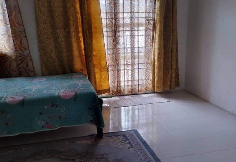 RUMAH PANGSA MENGLEMBU