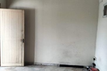 TAMAN MEWAH, BERCHAM