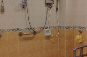 KONDOMINIUM DAMAIPURI