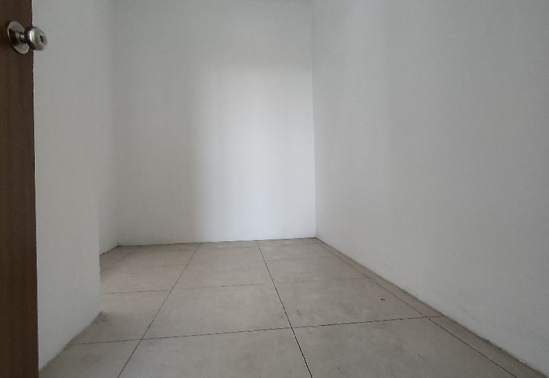 Manhattan Condominium