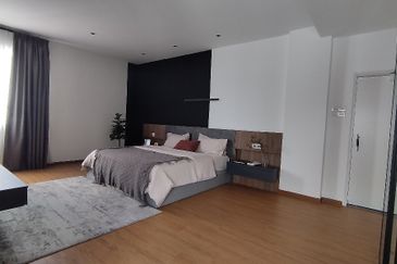 TAMAN PENGKALAN PUTRI (MANHATTAN AVENUE)