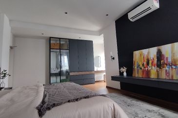 TAMAN PENGKALAN PUTRI (MANHATTAN AVENUE)