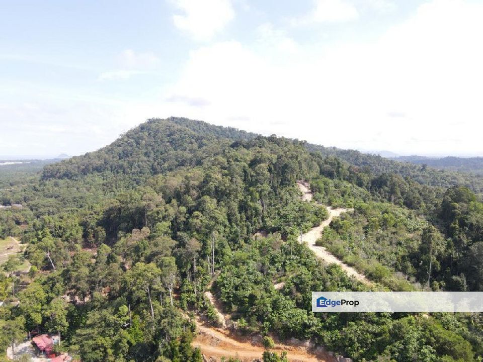 Lumut 15 Acres Besides Beach Below Market Value Commercial Land, Perak, Lumut