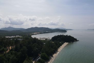 Lumut Port