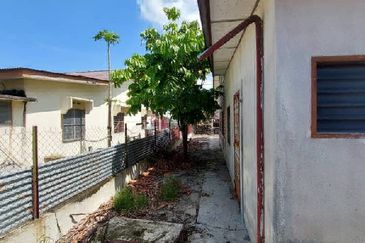 KAMPUNG BARU WAH LOONG