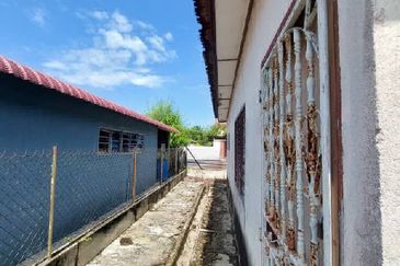 KAMPUNG BARU WAH LOONG