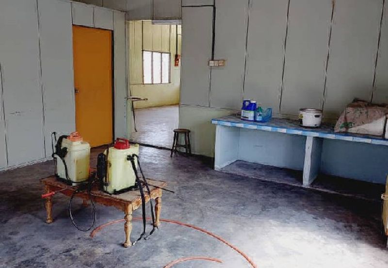 KAMPUNG BARU WAH LOONG