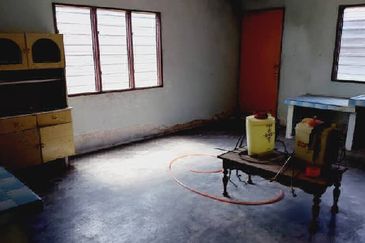 KAMPUNG BARU WAH LOONG