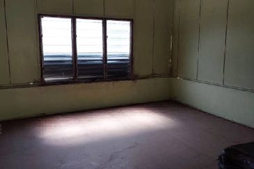 KAMPUNG BARU WAH LOONG