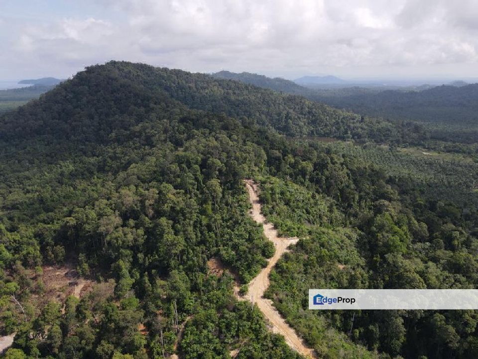 Lumut Besides Beach View Below Market Value 15 Acres Commercial Land, Perak, Lumut