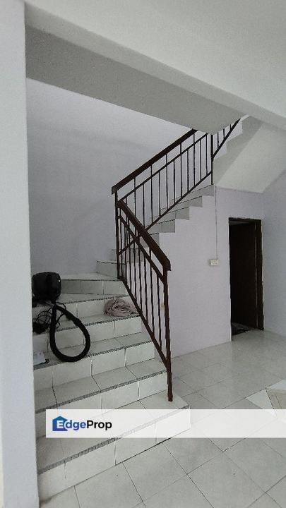 Menglembu Double Storey Newly Refurbished Terrace House, Perak, Menglembu